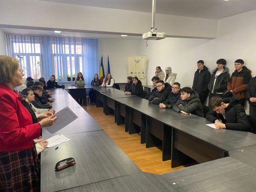 Sesiune de informare și orientare în carieră a elevilor de la Colegiul Economic ”Dimitrie Cantemir Suceava”